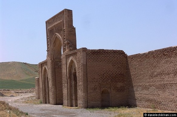 Robat-e Sharaf Carvanserail